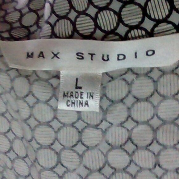 Max Studio Sleeveless Button-Down Jumpsuit - Picture 7 of 9